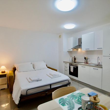 Monte Carlo Terrace Monaco Apartment โบโซเลย ภายนอก รูปภาพ