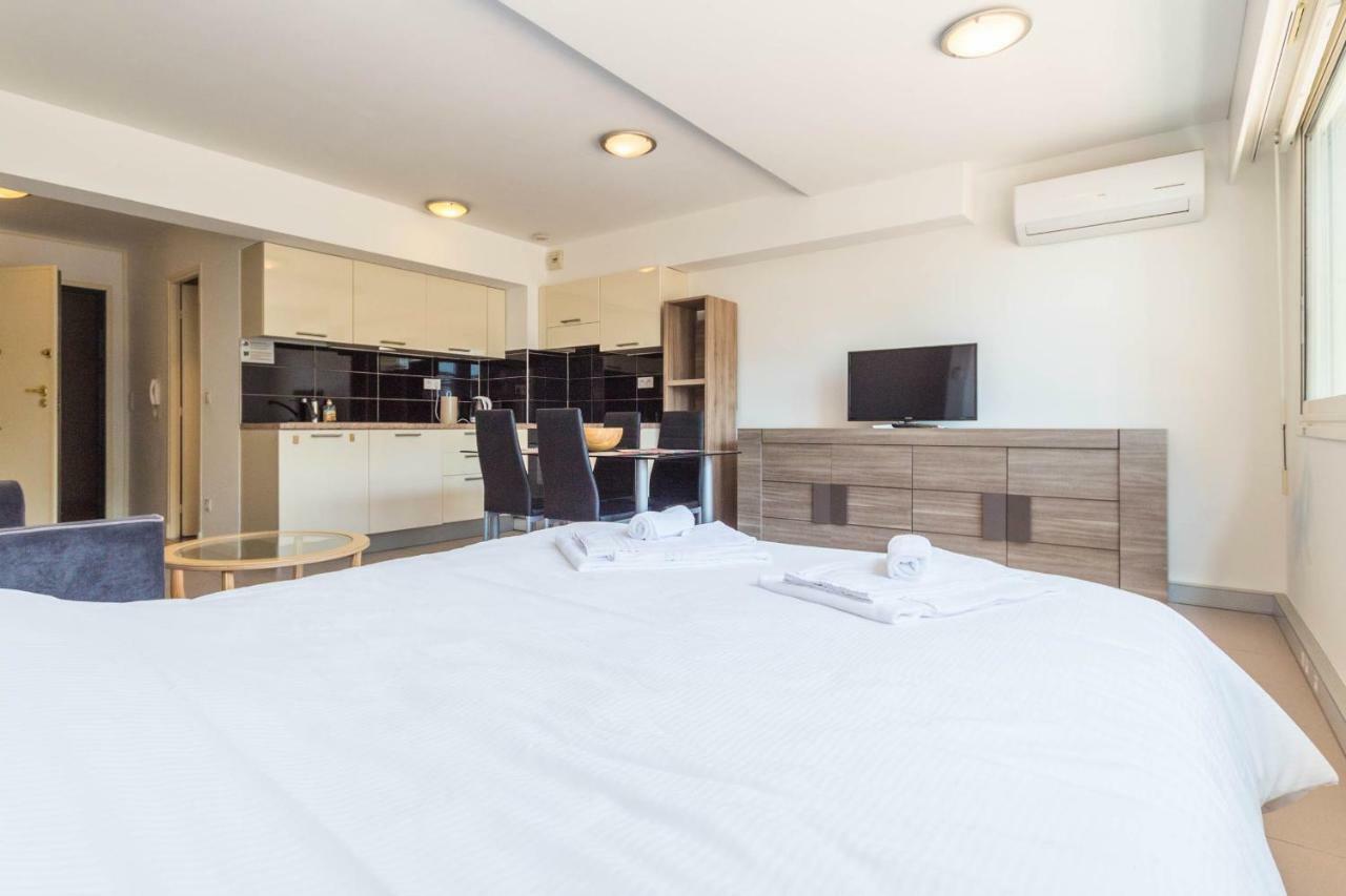 Monte Carlo Terrace Monaco Apartment โบโซเลย ภายนอก รูปภาพ
